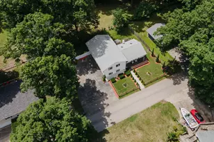 6834 Cherry St, Coloma, MI 49038 - Photo 33