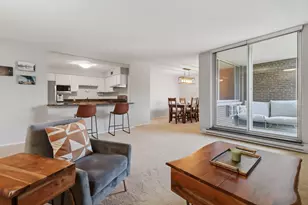 1050 Wall St, Ann Arbor, MI 48105 - Photo 7
