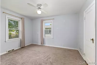 563 Ferris Street NW, Grand Rapids, MI 49544 - Photo 9
