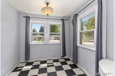 563 Ferris Street NW, Grand Rapids, MI 49544 - Photo 7