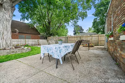 2200 College Avenue SE, Grand Rapids, MI 49507 - Photo 35