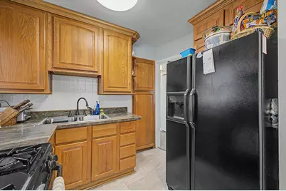 26154 Pennie Street, Dearborn Heights, MI 48125 - Photo 9