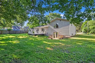 102 Eugene Ave, Norton Shores, MI 49441 - Photo 25