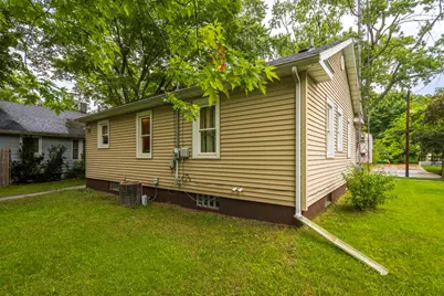1148 Lavette Avenue, Benton Harbor, MI 49022 - Photo 35