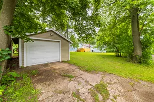 1148 Lavette Ave, Benton Harbor, MI 49022 - Photo 3