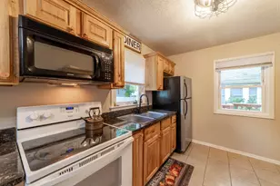 1148 Lavette Ave, Benton Harbor, MI 49022 - Photo 21