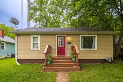 1148 Lavette Avenue, Benton Harbor, MI 49022 - Photo 1