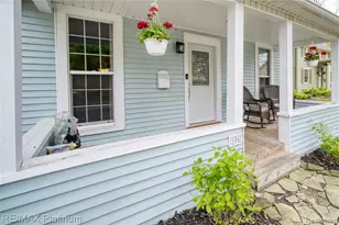 106 S Maiden Ln, Tecumseh, MI 49286 - Photo 3