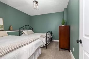 10999 Old Oak Dr, Greenville, MI 48838 - Photo 45