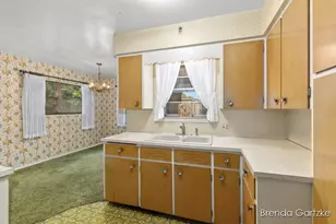 1012 Northlawn St NE, Grand Rapids, MI 49505 - Photo 9