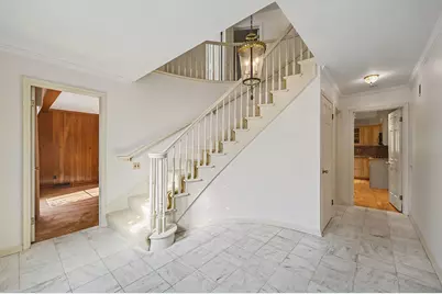 5054 Kings Gate Way, Bloomfield Hills, MI 48302 - Photo 5
