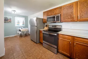 980 E Main St, Ionia, MI 48846 - Photo 11