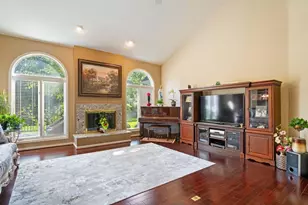 6568 Crabapple Dr, Troy, MI 48098 - Photo 19
