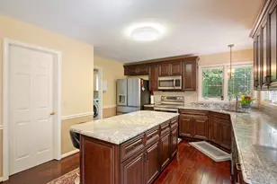 6568 Crabapple Dr, Troy, MI 48098 - Photo 31
