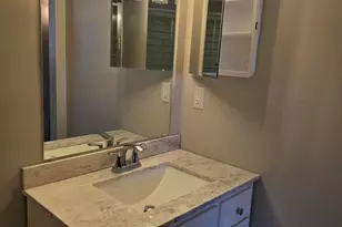 1512 Normandy Ct, Royal Oak, MI 48073 - Photo 23
