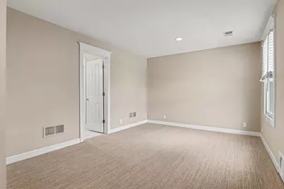 1670 Flowers Crossing Drive NE, Grand Rapids, MI 49525 - Photo 45