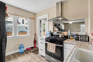 31 E Kingman Ave E, Battle Creek, MI 49014 - Photo 5