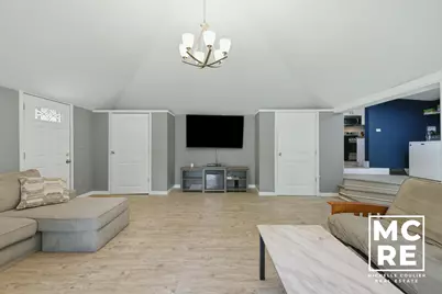 430 E Bond Street, Hastings, MI 49058 - Photo 7
