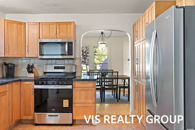 303 E Savidge Street, Spring Lake, MI 49456 - Photo 13