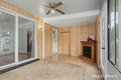 1009 Courtney Street NW, Grand Rapids, MI 49504 - Photo 13