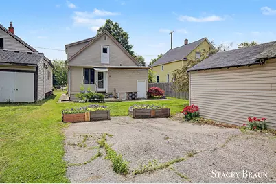 1009 Courtney Street NW, Grand Rapids, MI 49504 - Photo 23