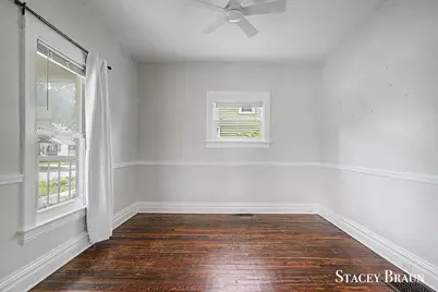 1009 Courtney Street NW, Grand Rapids, MI 49504 - Photo 7