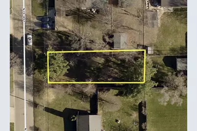 214 N 26th Street N, Battle Creek, MI 49037 - Photo 1