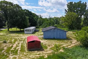 9500 N Meridian Rd, Pleasant Lake, MI 49272 - Photo 3