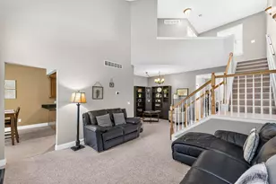 5488 Elmhurst Dr, Trenton, MI 48183 - Photo 9