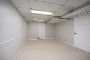 6914 Brooklyn Ave SE, Grand Rapids, MI 49508 - Photo 23