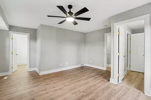 2123 Lakeshore Dr, Muskegon, MI 49441 - Photo 23