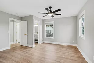 2123 Lakeshore Dr, Muskegon, MI 49441 - Photo 21