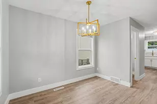 2123 Lakeshore Dr, Muskegon, MI 49441 - Photo 17
