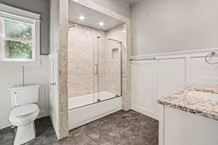 206 E Broadway St, Scottville, MI 49454 - Photo 21