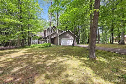 10288 Hathaway Drive, Greenville, MI 48838 - Photo 5