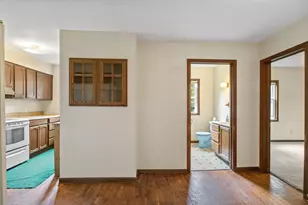 172 Bridge St, Newaygo, MI 49337 - Photo 9