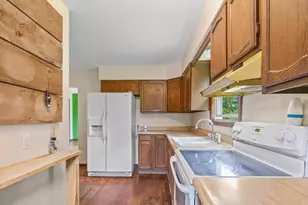 172 Bridge St, Newaygo, MI 49337 - Photo 11