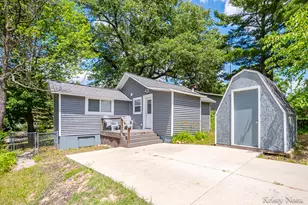 8683 Old Belding Rd NE, Rockford, MI 49341 - Photo 15