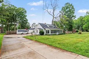 7763 Anway Dr, Battle Creek, MI 49014 - Photo 3