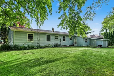 2356 E Napier Avenue, Benton Harbor, MI 49022 - Photo 17