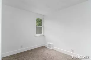 1031 Ada Ave, Muskegon, MI 49442 - Photo 25
