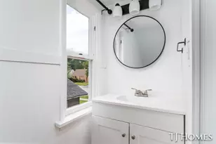 1031 Ada Ave, Muskegon, MI 49442 - Photo 21