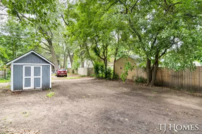 1031 Ada Avenue, Muskegon, MI 49442 - Photo 33