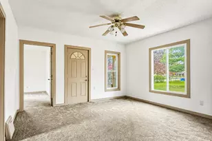 21 E Willard Ave E, Battle Creek, MI 49037 - Photo 15
