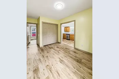 21 E Willard Avenue E, Battle Creek, MI 49037 - Photo 13