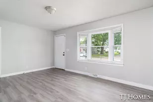 1030 Calvin Ave, Muskegon, MI 49442 - Photo 7