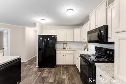 704 Chestnut, Howard City, MI 49329 - Photo 9