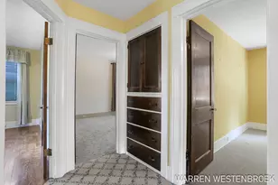 199 W 9th St, Holland, MI 49423 - Photo 21