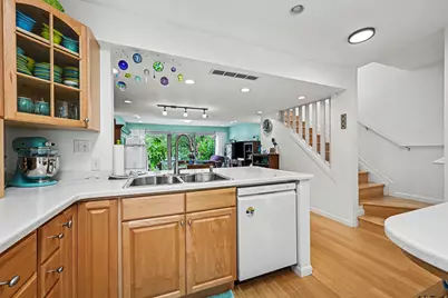 620 Peninsula Court, Ann Arbor, MI 48105 - Photo 7