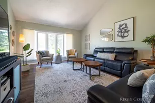 5459 Stowehill Dr SE, Kentwood, MI 49508 - Photo 9